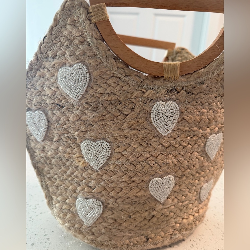 Handcrafted Tan Woven Heart Bag - Picture 2 of 7